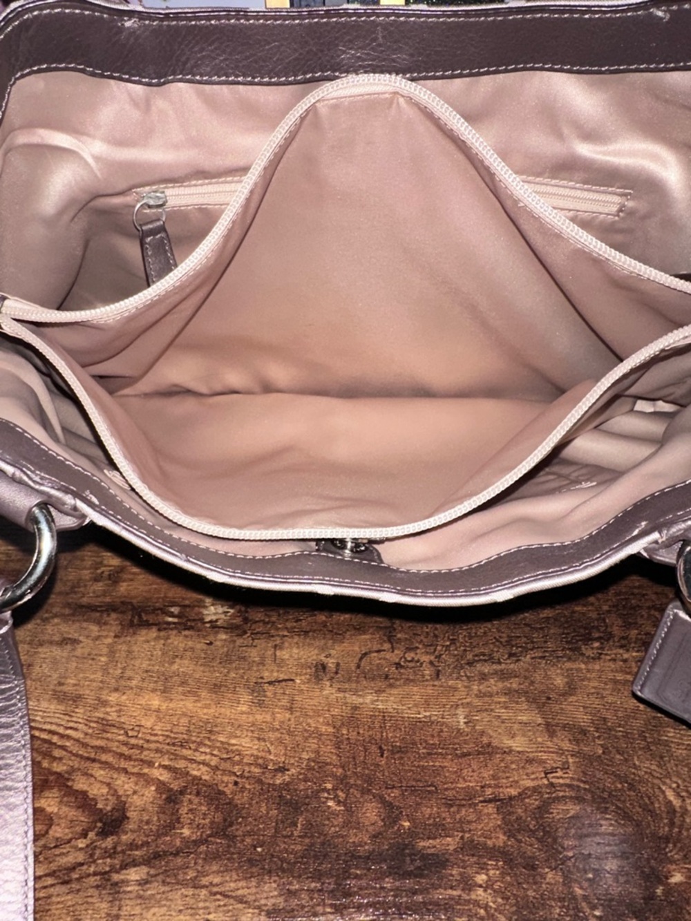 Coach Campbell Signature Metallic Belle Carryall shoulder bag - Picture 13 of 16